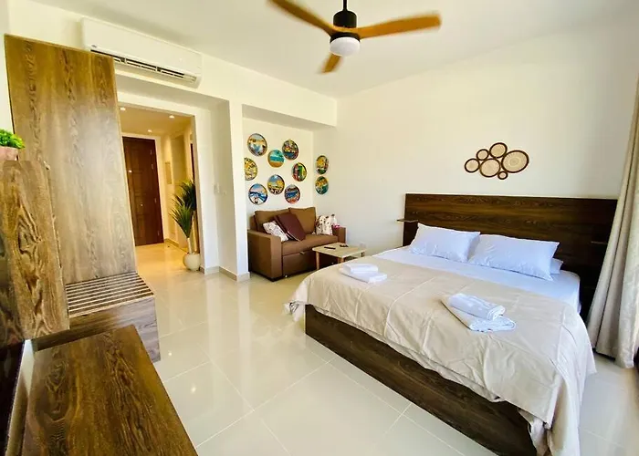 A Bright @gcribs - W/ Shared Pool! Apartman el-Gúna